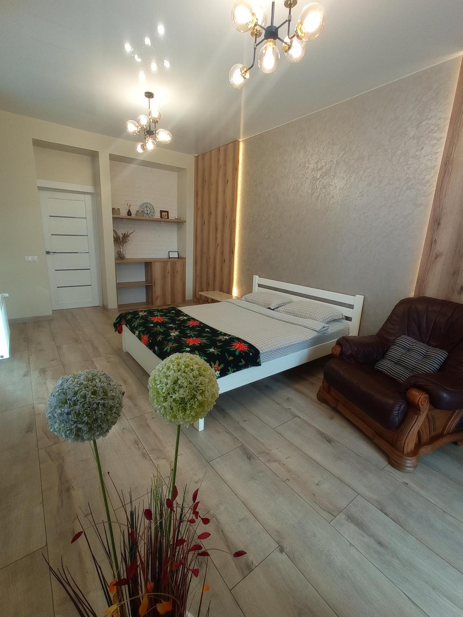 Vip Apartment У Центрі Міста, Новобуджк Театральний,Дуже Простора รีฟเน ห้อง รูปภาพ