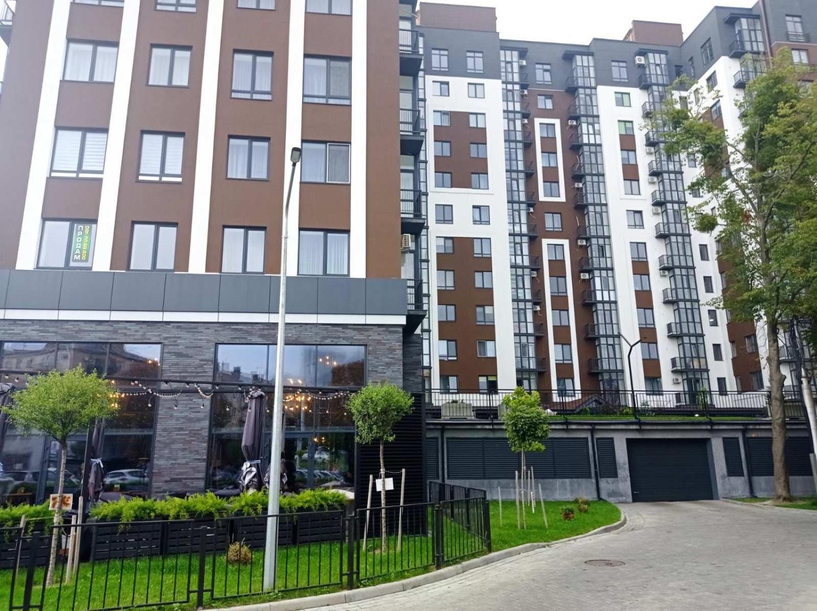 Vip Apartment У Центрі Міста, Новобуджк Театральний,Дуже Простора รีฟเน ภายนอก รูปภาพ